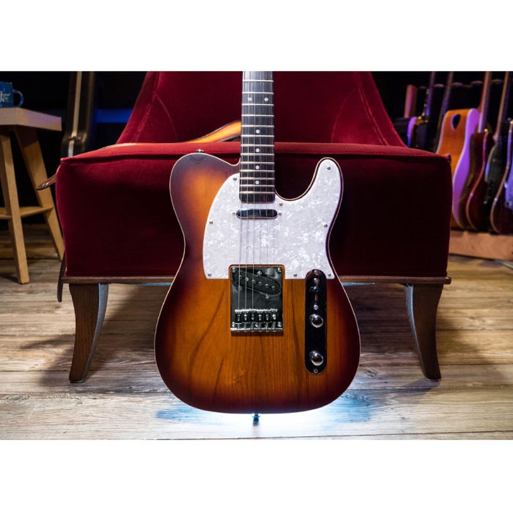 michael-kelly-53op-tobaccoburst-5_musicvanderheyden