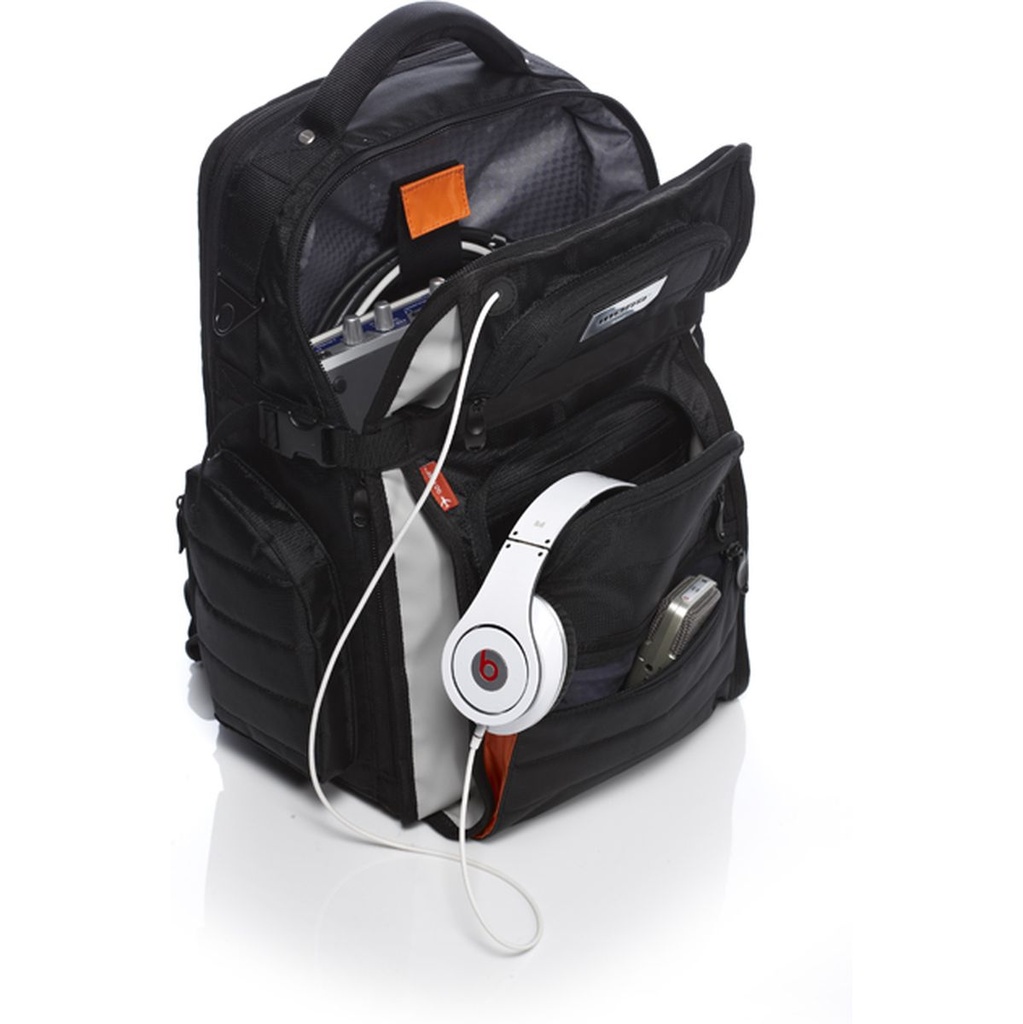 mono-classic-flyby-backpack-black-3_musicvanderheyden