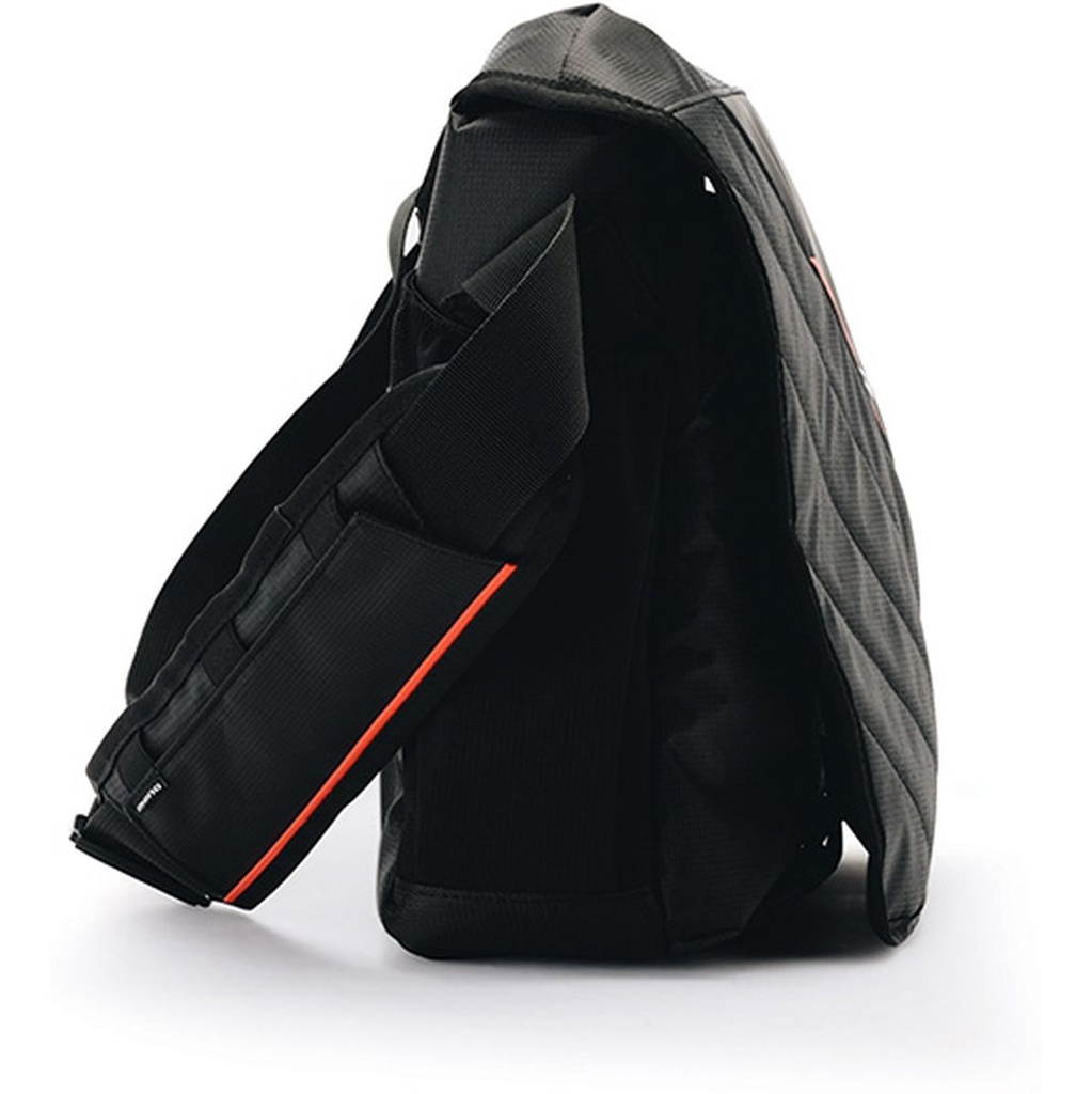 mono-stealth-relay-messenger-bag-black-4_musicvanderheyden