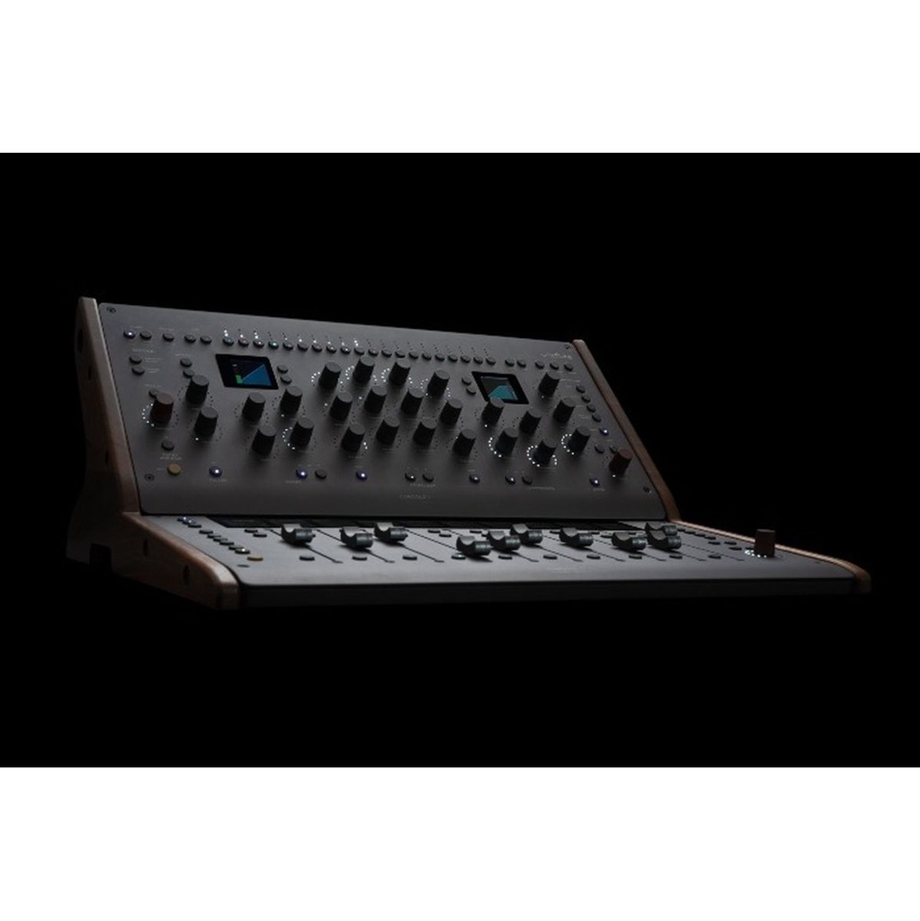 softube-console1-mkiii-mixing-system-stand-3_musicvanderheyden