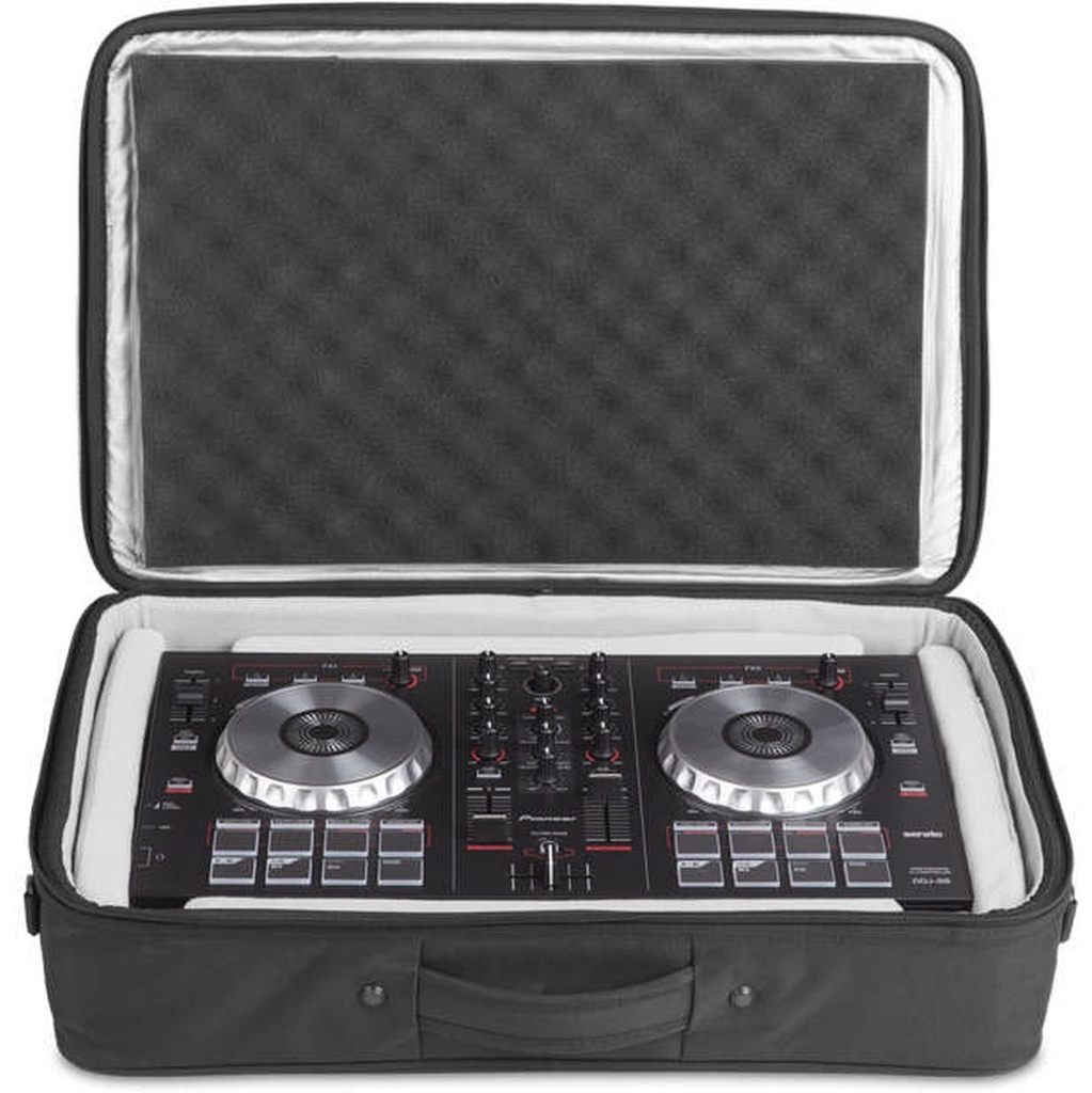 udg-urbanite-midi-controller-sleeve-medium-black-4_musicvanderheyden