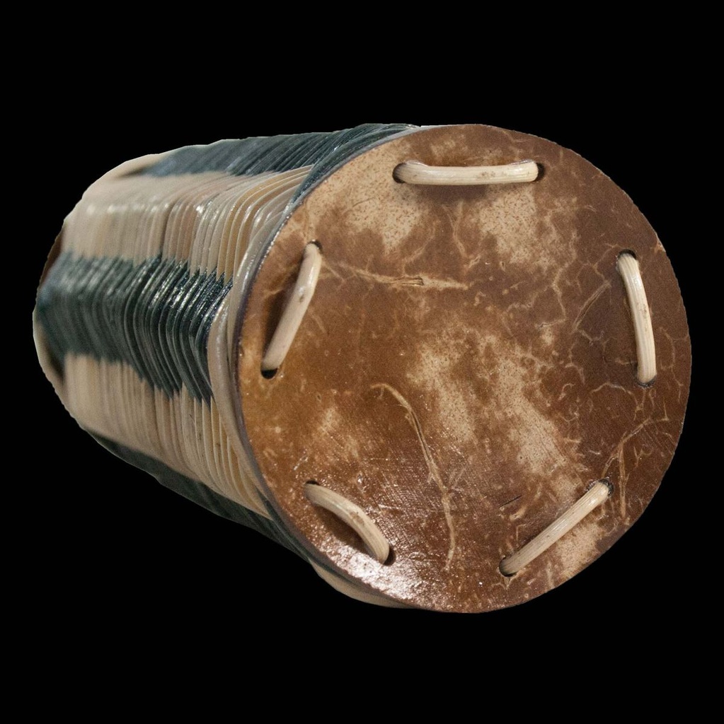 terre-coconut-cylinder-m-3_musicvanderheyden