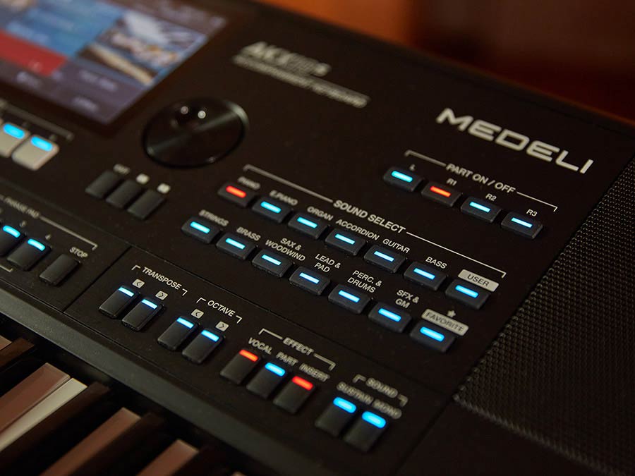 Medeli AKX10s Arranger Pro Series digital workstation
