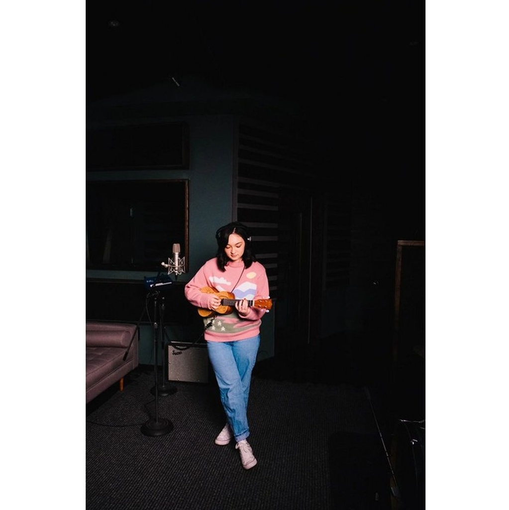 kala-mxmtoon-concert-ukulele-5_musicvanderheyden