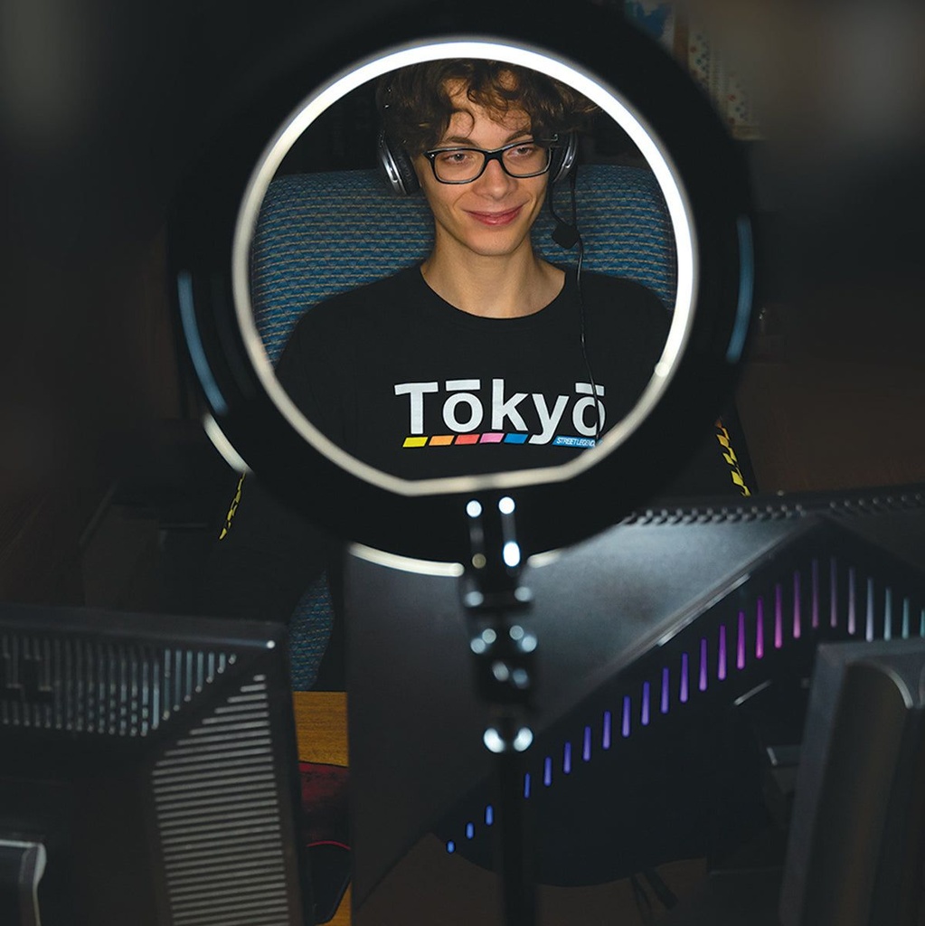 cad-telescoping-ring-light-w-phone-holder-4_musicvanderheyden