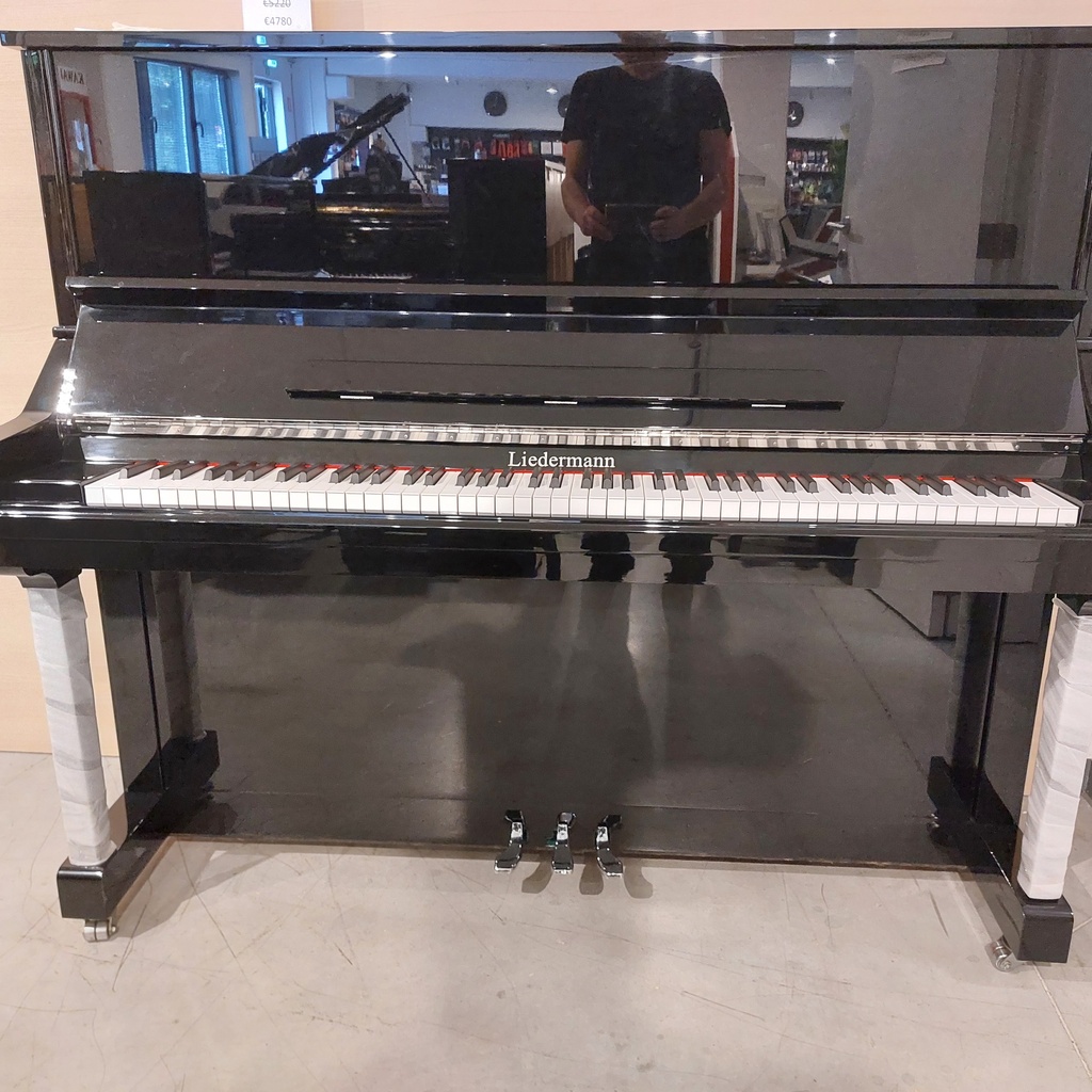 LIEDERMANN LIED132T Zwart Hoogglans 132cm