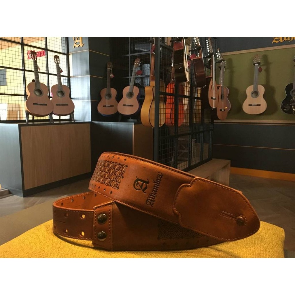 Alhambra Guitar Strap Engraved - 9516