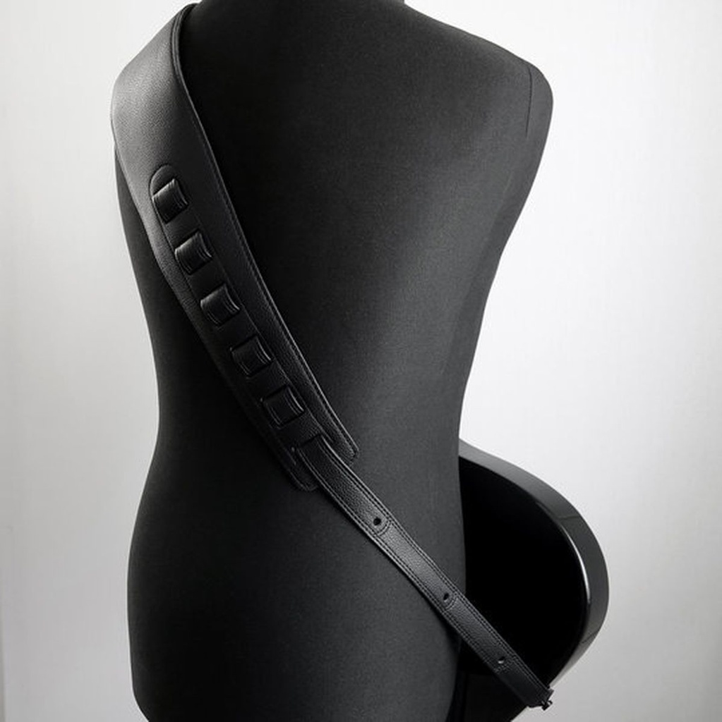 Richter Bass Strap Black
