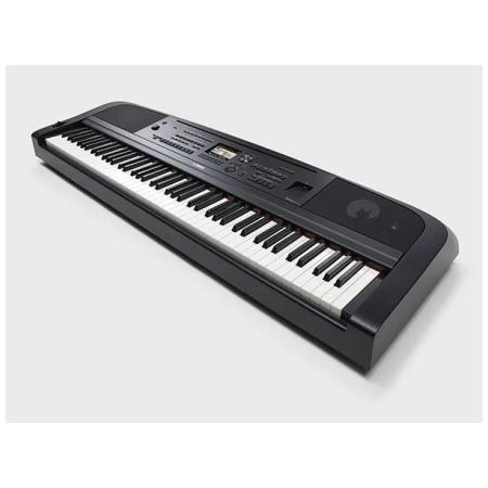 [4957812658935] Yamaha DGX670B Digital Piano